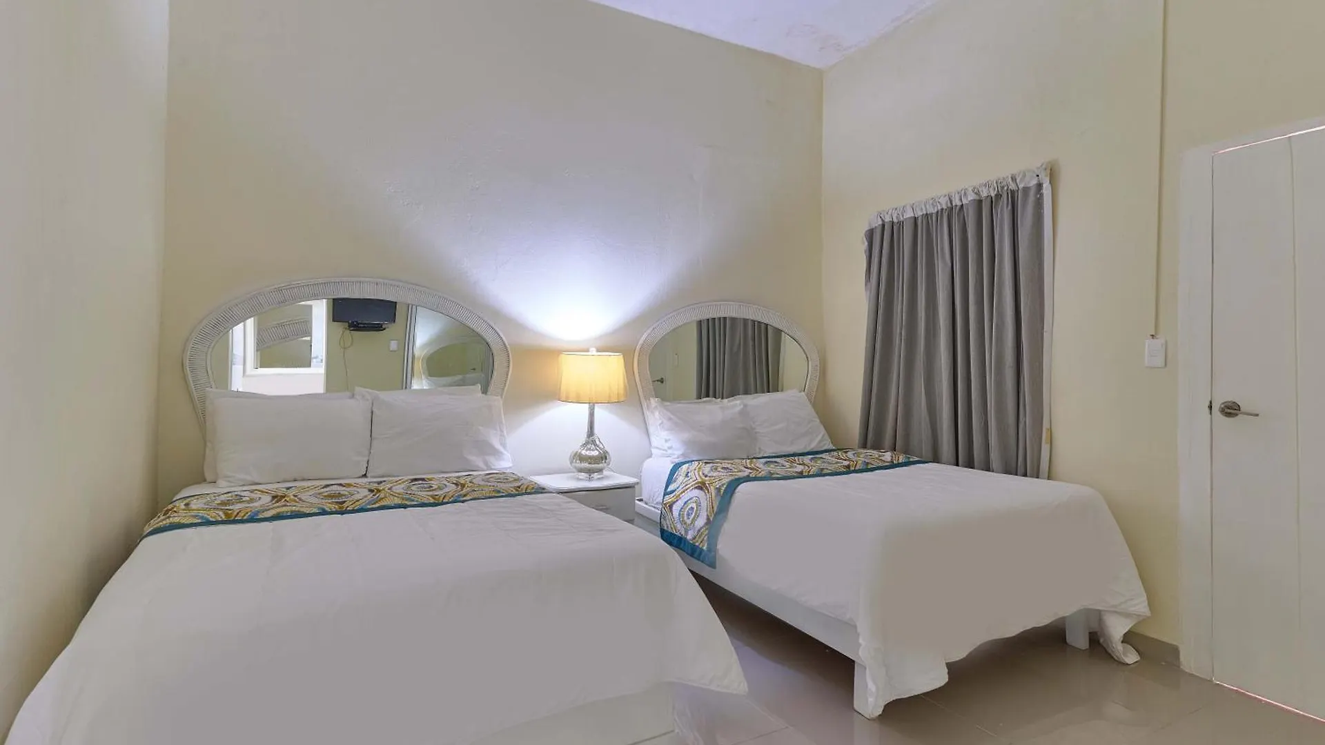 Hotel D'Cornelio Santo Domingo